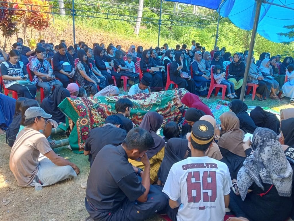 Putri Terbaik Keluarga Besar Dusun Matari Desa Lalong Kecamatan Walenrang Berpulang Ke Rahmatullah .