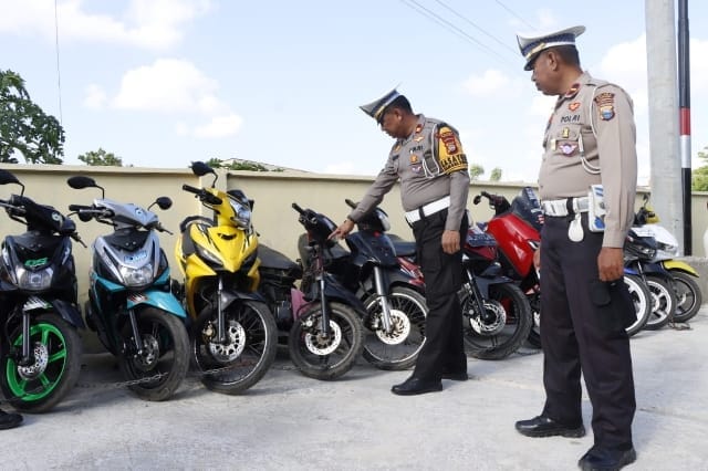 Razia Balap Liar, Satlantas Polres Bulukumba Amankan Puluhan Sepeda Motor