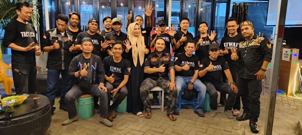 Ketua MPC Kiwal Garuda Hitam Kab. Maros Eratkan Silaturahim Bersama Kader.