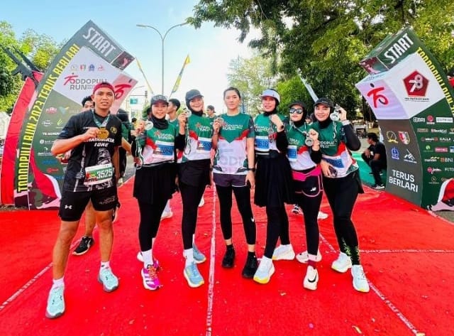 Meriahkan Toddopuli Run, Bhayangkara Bone Runners Turut Serta Memeriahkan Giat Yang di Selenggarakan Oleh Korem 141