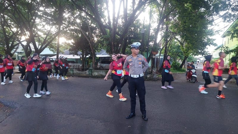 Satlantas Polres Bone Amankan Rute Pelari Bhayangkara Run 2024