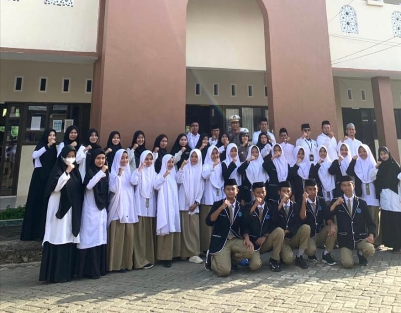 Polantas Bone Sosialisasikan ETLE dan Tanamkan Tertib Berlalulintas Ke Pelajar