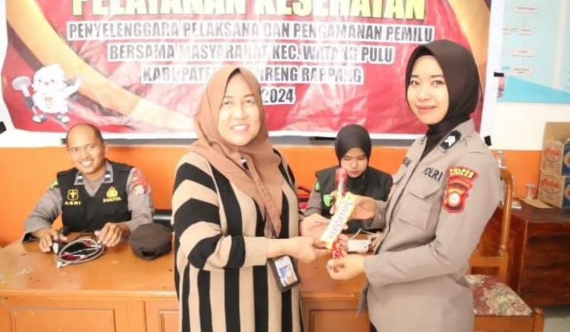 Hari kedua Pasca Pemungutan dan Penghitungan Suara, Kapolres Sidrap Turunkan Personel Polwan Untuk Melakukan Pemeriksaan Kesehatan