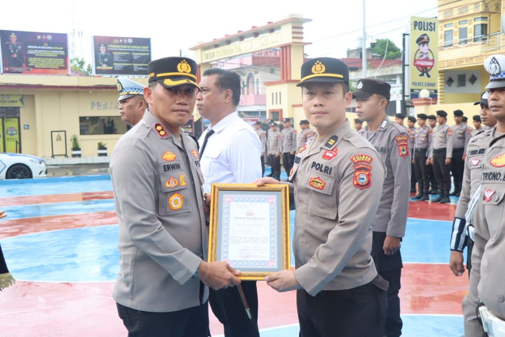 Personil Polres Sidrap Bersama Bhayangkari Serta Pelajar Diganjar Penghargaan, Ini Prestasinya