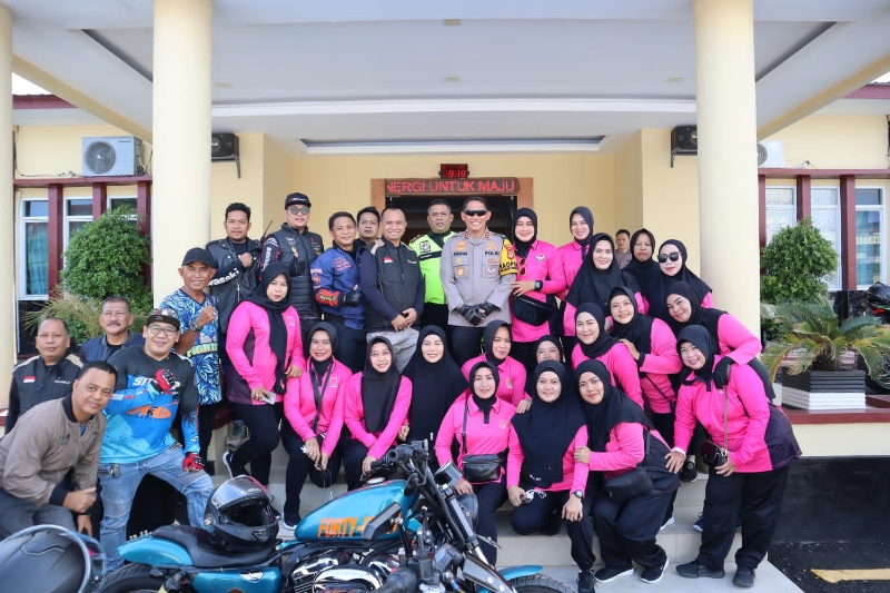 Gandeng Kadin Rider, Sat Lantas Polres Sidrap Gelar Kampanye Keselamatan dan Tertib Berlalu Lintas