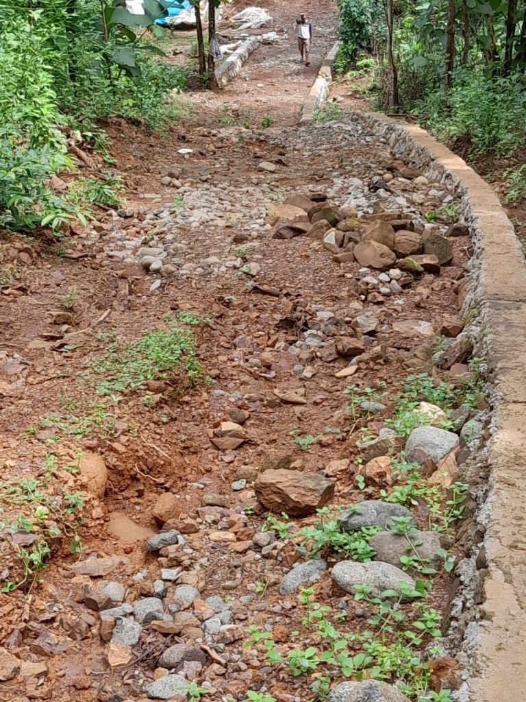 Pekerjaan Jalan Desa Bontomatinggi Maros disorot, Kasat Reskrim dan Inspektorat di Minta Segera Melakukan Penyelidikan .