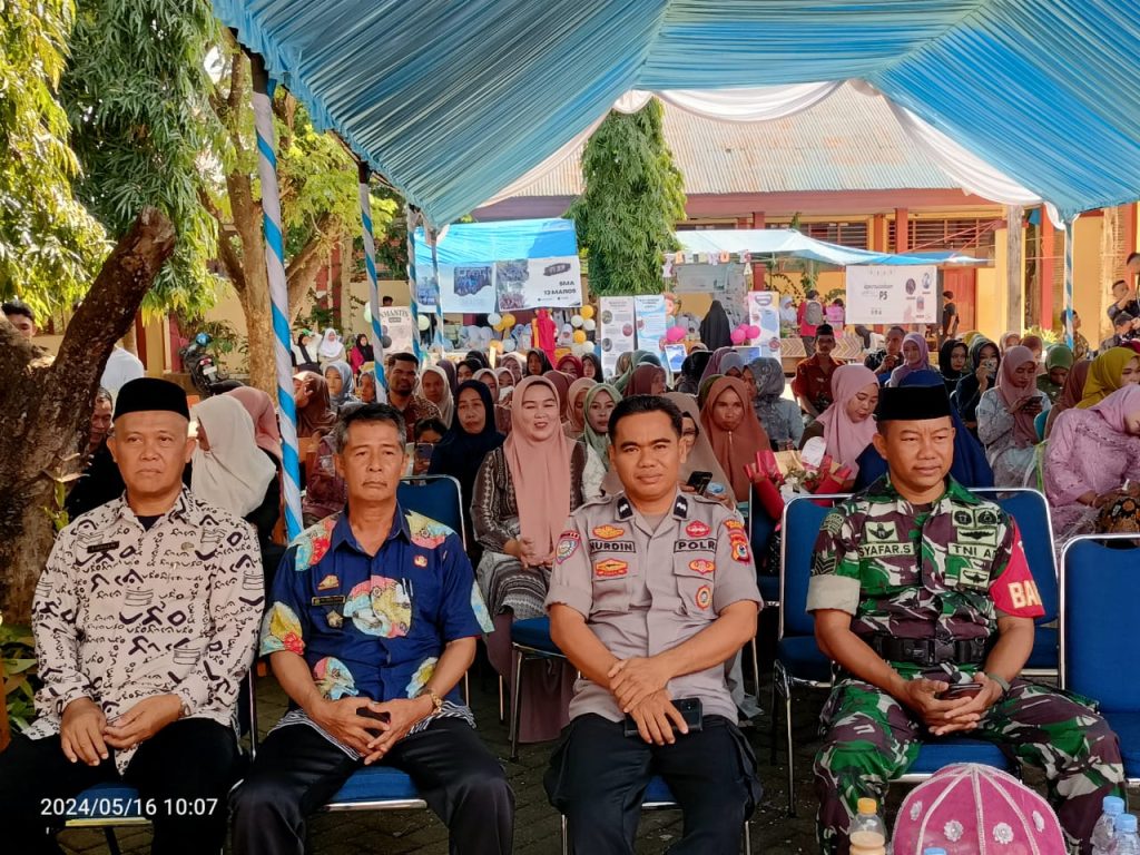 Penamatan Dan Pelepasan Siswa UPT SMA Negeri 13 Maros .