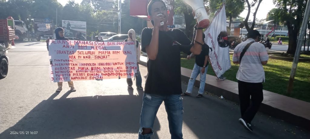 Buntut Pembiaran Pengisian Solar ke Jiregen Sendiri di SPBU 74.926.45, FKMI & FRI Desak Kapolda SulSel Copot dan Evaluasi Kapolres dan Tipidter Polres Sinjai