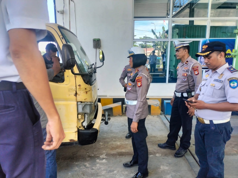 PASTIKAN LAYAK, SAT LANTAS POLRES GOWA GELAR RAMP CHECK KENDARAAN ANGKUTAN BARANG