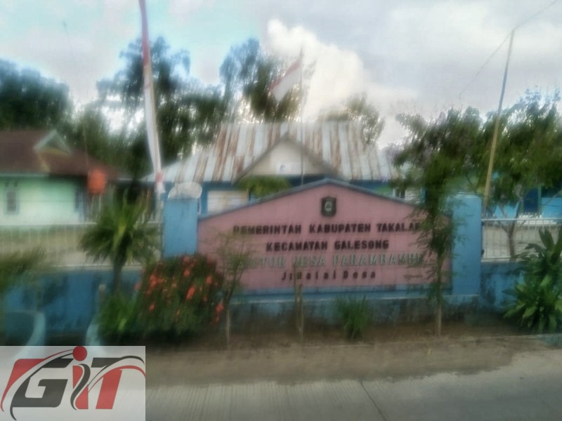 Monopoli Lahan Warga, Kepala Desa Parambambe Kec Galesong Menyulap Rumpung Bambu Menjadi Pembuatan Batu Bata Merah