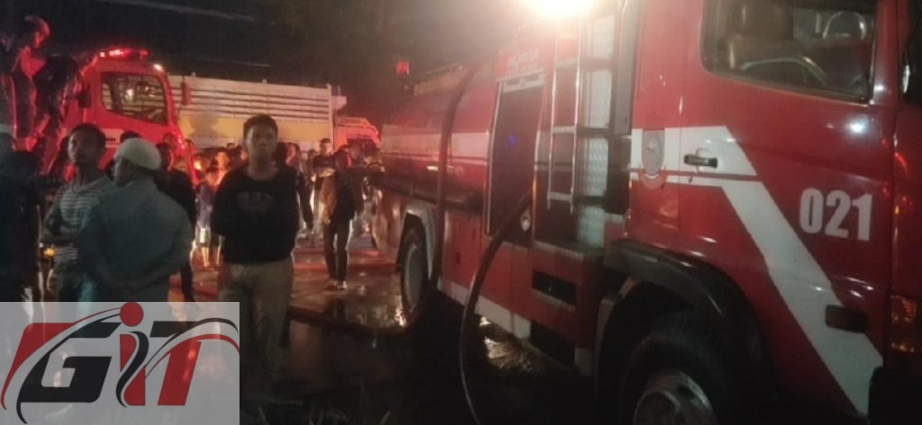 Diindikasi Faktor Aliran Arus Pendek Bintang Gunung Building Jl.Ir Juanda Raya Kec Tallo, Kota Makassar Kebakaran