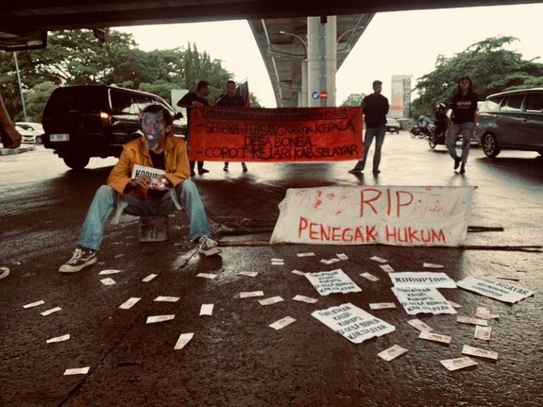 GAM; KADO AKHIR TAHUN KEJATI SUL-SEL MADUL!! GAGAL BONGKAR KASUS KURUPSI DESA BONEA