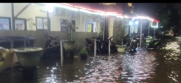 Sejumlah Titik Langganan Rawan Banjir di Kec.Tallo Saat Musim Hujan: Ancaman Bagi Kendaraan dan Pengguna Jalan