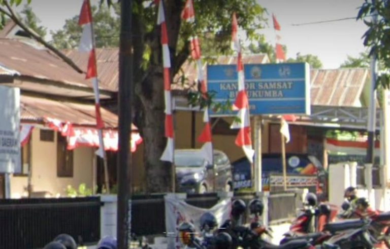 Korban Dugaan Pungli Yang Viral Dimedia Sosial FB, Samsat Bulukumba ‘Sarang’ Pungli