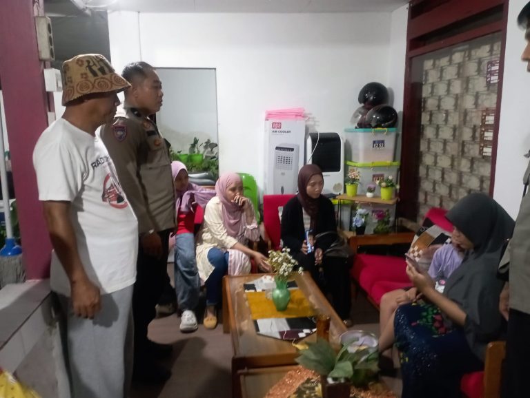 Bhabinkamtibmas Kel Gunung Sari merespon laporan warga terkait dugaan penculikan anak