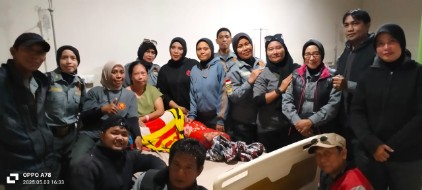 Kunjungi Satlinmas Yang Sakit Merupakan Wujud Kepedulian Satlinmas Tamalate.