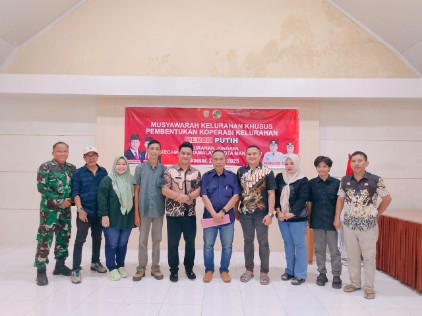 Sekcam Tamalate Menghadiri Rapat Musyawarah Pembentukan Koperasi Kelurahan Merah Putih di Kelurahan Jongaya
