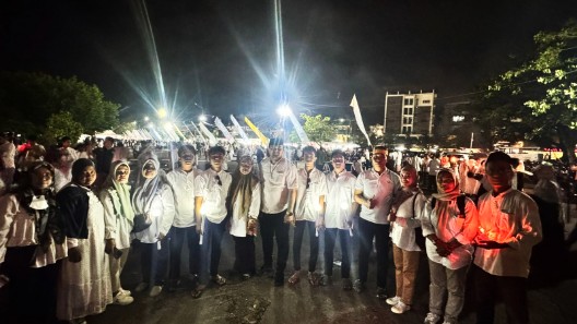 Kelurahan Barombong Semarakkan Tahun Baru Islam 1447 H dengan Pawai Obor