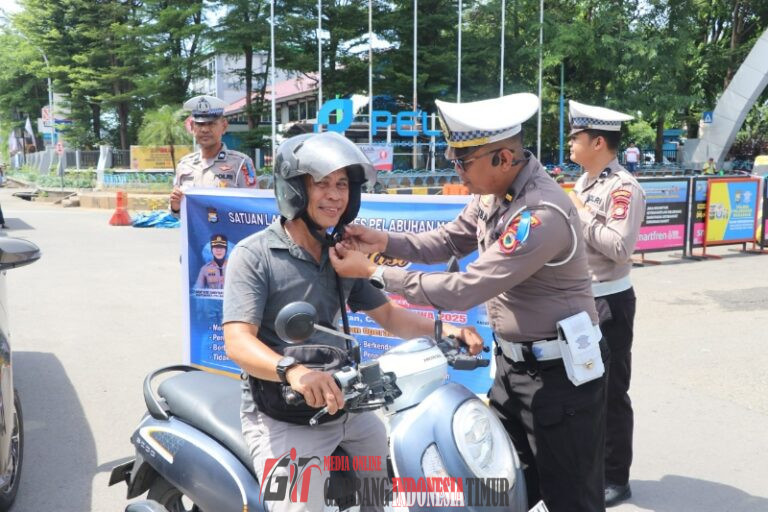 Mengawal Ketertiban di Pintu Gerbang Maritim Satlantas Polres Pelabuhan Makassar Gelar Razia Pallawa 2025