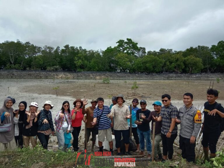 Kades Bonto Manai Terima Kunjungan Tamu Asing ECF Dan YHB Lakukan MoU