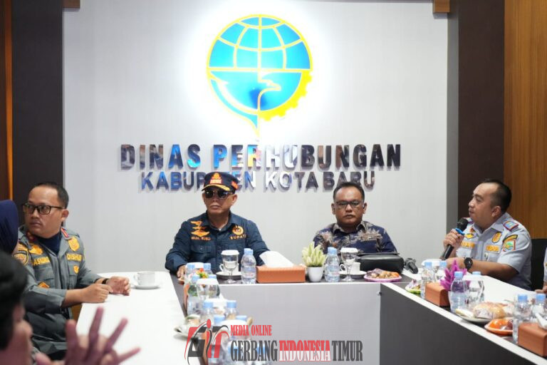 Dorong Optimalisasi Pelayanan Publik Bupati Kotabaru Kunjungi Dinas Perhubungan dan Mal Pelayanan Publik (MPP)