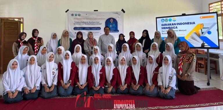 Dari Krisis Literasi Menuju Budaya Literasi: Mahasiswa UMMA Gelar Sosialisasi Gerakan Indonesia Membaca di SMA Negeri 10 Maros.