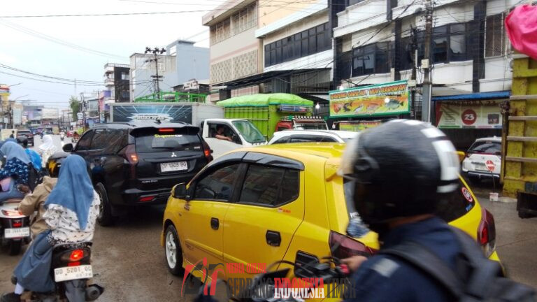 Bongkar Muat Gudang Dalam Kota Bebas Beroperasi, Fungsi Pengawasan Instansi Dipertanyakan