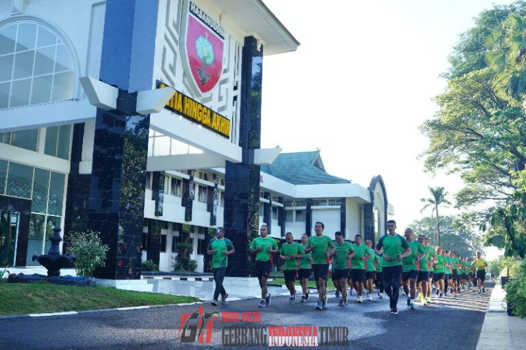 Lari Bersama Prajurit, Pangdam Hasanuddin Teguhkan Kesetiaan Hingga Akhir