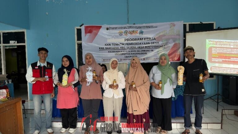 Mahasiswa KKN Gelombang 116 Tematik Pemberdayaan Desa Universitas Hasanuddin Gelar Sosialisasi dan Pelatihan *”GAMMARA (Gerakan Masyarakat Mandiri Merawat Ayam Sehat Berbasis Herbal)”* di Desa Bonto Daeng