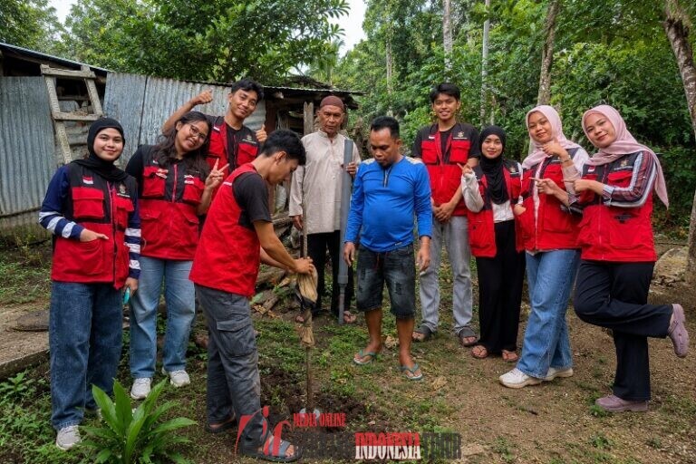 Pembuatan Biopori Sebagai Pengolahan Sampah Organik Dalam Upaya Mengurangi Timbulan Sampah dan Membuat Pupuk Kompos Alami Secara Mandiri