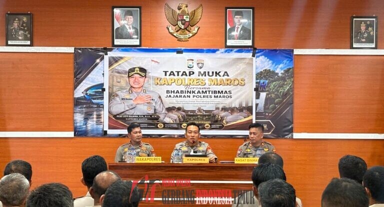 Perkuat Kedekatan dengan Masyarakat, Kapolres Maros Beri Arahan kepada Bhabinkamtibmas.