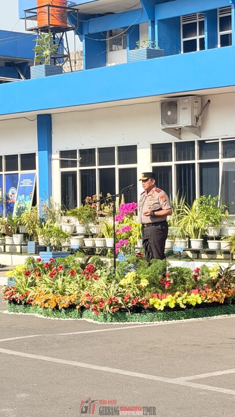 Kapolda Sulsel Tegaskan Ditlantas Harus Prioritaskan Pelayanan Publik, Masyarakat Jadi Fokus Utama