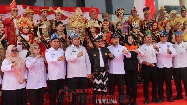 Pakaian Adat Nusantara Meriahkan Peringatan Hari Sumpah Pemuda di Kotabaru