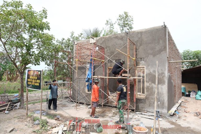 Tiap Paku Membawa Harapan, Rumah Layak Bapak Muh. Ramli Capai 59 Persen