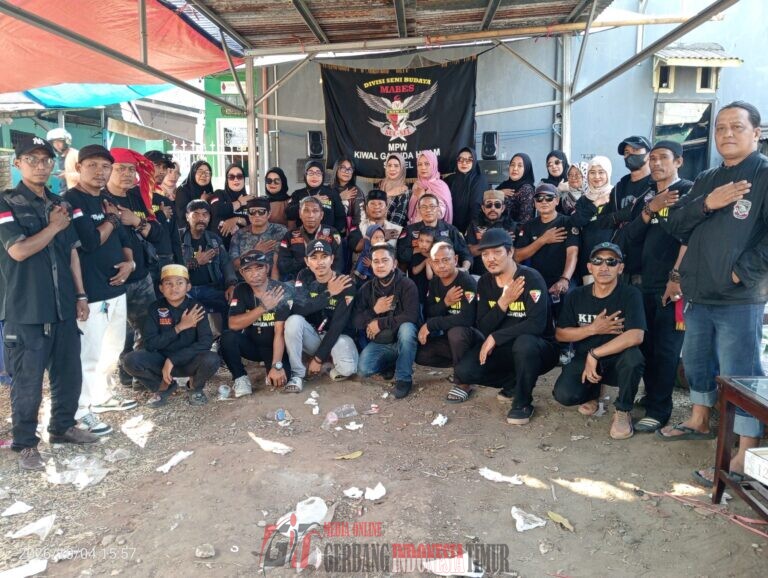 Divisi Seni Budaya KGH MPW Sul Sel Pererat Silaturahmi.